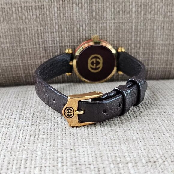 Gucci Ladies Wristwatch Gold Tone Case Brown Leather Strap Swiss Made Watch Auth - Picture 7 of 16